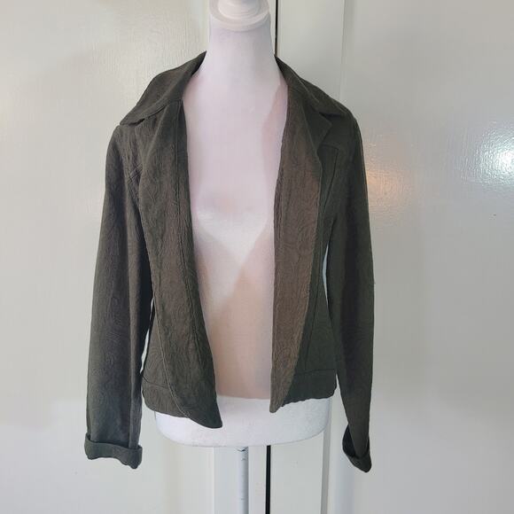 Chico's Size 1 US M Scroll Embossed Pattern Open Front Blazer Jacket Olive Green - Picture 2 of 10